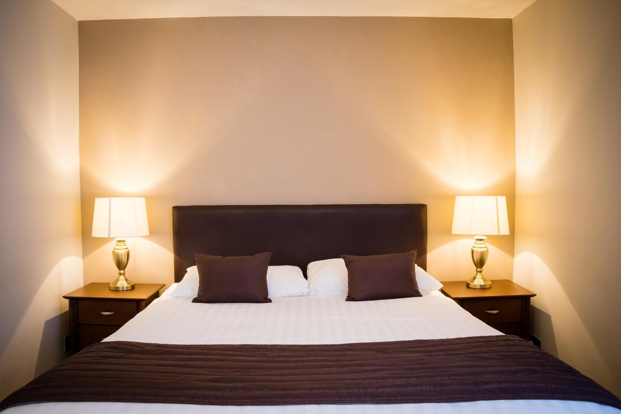Glebe Hotel Barford  Екстер'єр фото